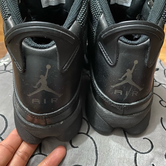 Air Jordan black leather shoes - Picture 3 of 8